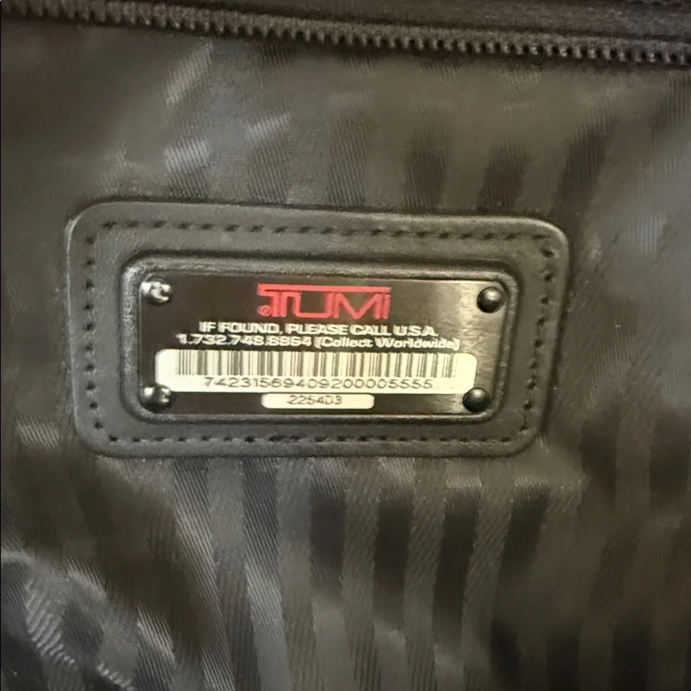 TUMI Alpha Large Split 2-Wheeled Duffel bag